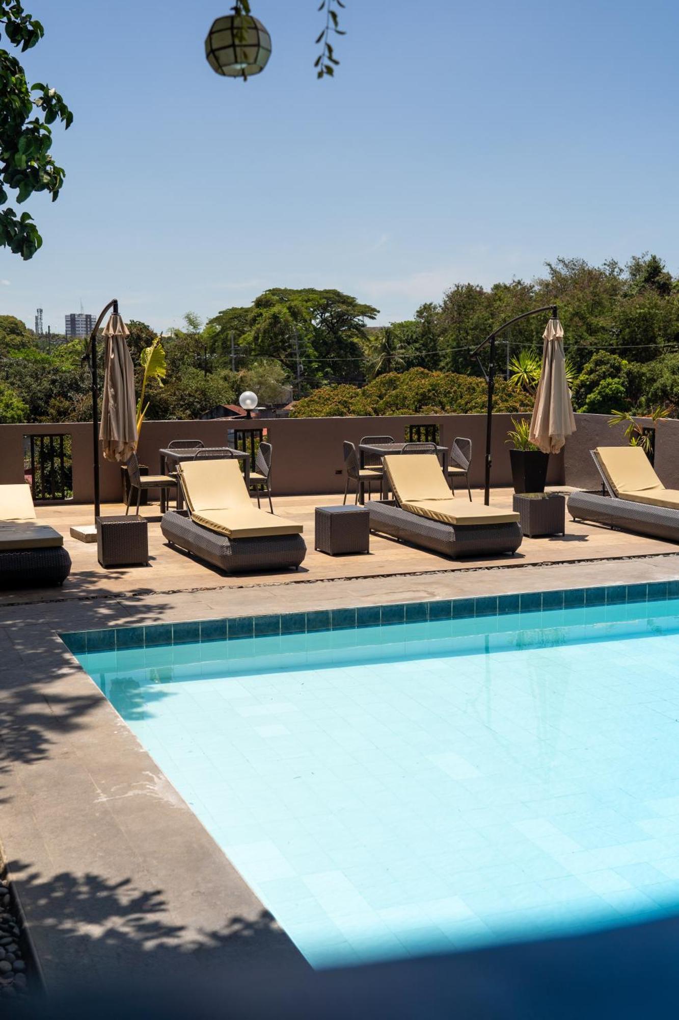 Altaroca Mountain Resort Antipolo Eksteriør billede